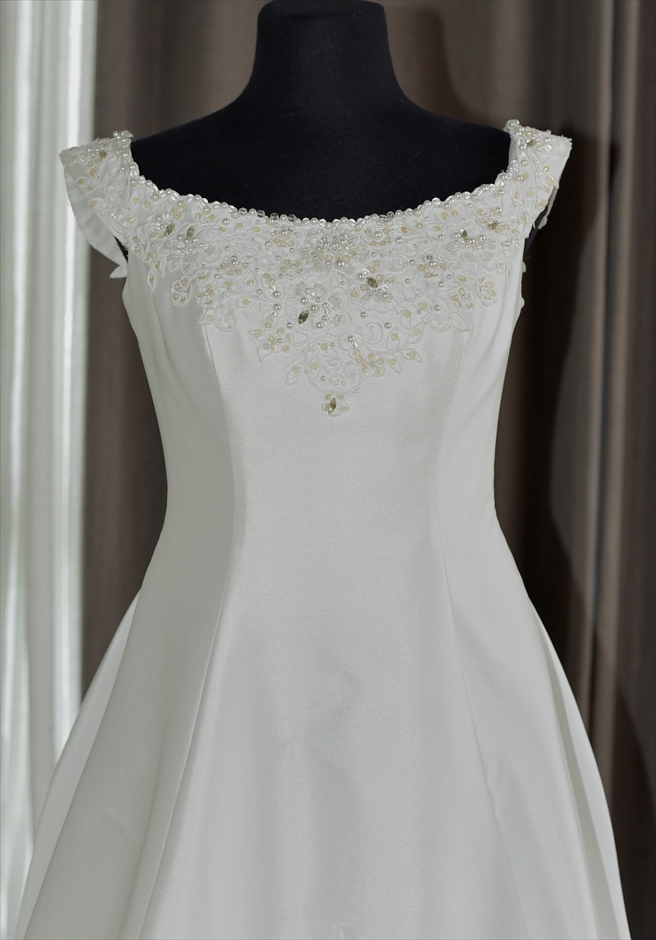 レンタルドレス・タキシード｜Dress No.044 – 9号 & 11号｜Dress No.044 – 9号 & 11号 | KANON CEBU PHOTO WEDDING